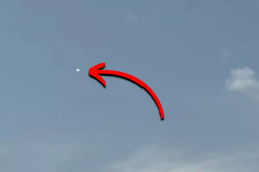 WATCH: UFO Caught On Video “Teleporting” in Montana Sky
